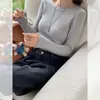 Suéter base para mujer para primavera y otoño 2025, nuevo y elegante top de punto de cuello redondo de alta gama con mangas largas