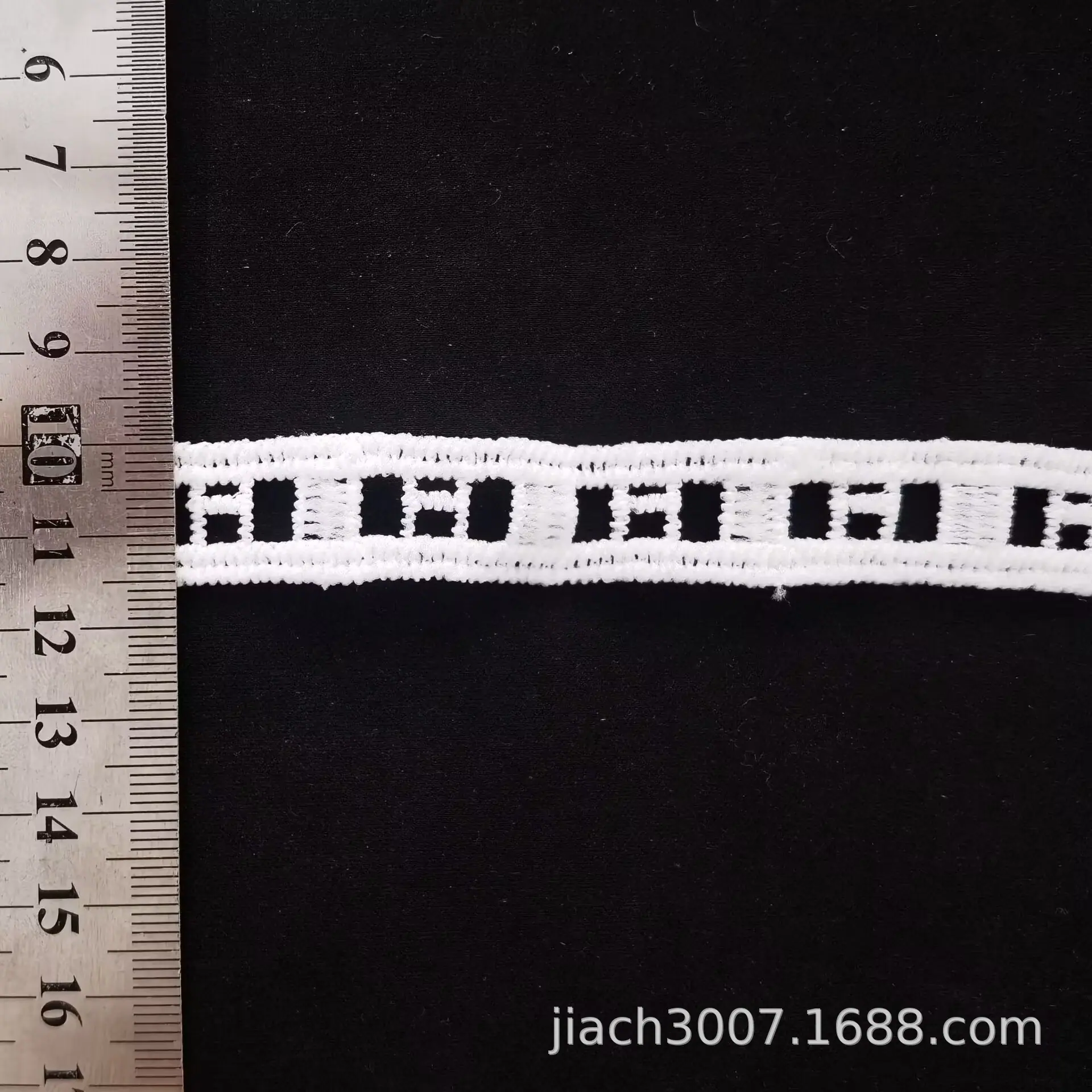3774775D63F4B3F514464832B6DFF4