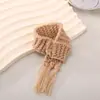 Em Estoque Mini cachecol de tricô feito à mão DIY acessórios para boneca brinquedo decoração de Natal cachecol pequeno de dedo atacado