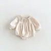 Nuevo mono de encaje estilo coreano para niñas con cuello de muñeca y manga larga para bebés, traje de otoño para gatear con cuello redondo para bebés