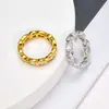 Anel de Diamante Cravejado com Zircônia, Personalizado, Fashion, Simples, com Toque de Luxo Leve, Adequado para Uso Diário, Estilo Minimalista, Anel Versátil de Aço Titânio, Em Estoque para Atacado