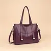 Bolsa de ombro e transversal popular, moda europeia e americana, bolsa para mães de meia-idade, bolsa tote de luxo leve, bolsa de axila para o dia a dia mais vendida no atacado