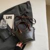 Bolsas de Nicho Transfronterizas para Mujer 2025 Nuevo Primavera y Verano Bolsos Versátiles Estilo Popular Bolsos de Hombro Versátiles para Mujer