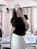 Camiseta de Manga Corta de Algodón Puro con Cuello Redondo Estilo Americano para Mujer, Diseño de Verano 2026, Versátil, Corte Regular en Hombros, Cintura Ajustada, Top Capa Interior