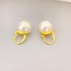 Pendientes de perlas Shijia Pearl personalizados de alta calidad, nuevos y japoneses, de moda coreana, pequeños y sencillos, con hebilla para la oreja que combina con todo, para mujer, venta al por mayor