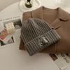Gorro de lana con parche pequeño y cabeza grande para niños, moda de otoño e invierno, gorro de punto para parejas, grueso, cálido y frío.