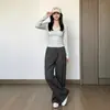 Camiseta blanca de verano para mujer con cuello en V y manga corta, nuevo estilo 2026, corte ajustado, favorecedora, estilo coreano, top deslumbrante