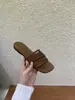 Primeiro Encontro com os Novos Sandálias Planas Slip-On Macias de Solado Flexível Estilo Francês Versáteis para Verão 2026