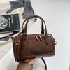 Shuai Mijia 2026 Nova Bolsa de Bowling Feminina para o Início do Outono, Bolsa de Ombro Transversal de Luxo Leve, Bolsa Boston Almofada