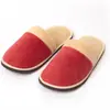 Pantuflas desechables de coral polar con lunares para el hogar, hospitalidad, salón de belleza, club, pantuflas gruesas no desechables al por mayor