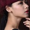 Pendientes coreanos entrelazados con forma de corazón de rubí, muy populares, con turmalina roja natural y chapados en oro rosa de 18 quilates y diamantes.