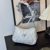 Bolso de Hombro con Cadena de Moda Casual Trendy Crossbody Bolso de Mujer 2025 Primavera y Verano Nuevo Estético Personalidad Sencillo Bolso Sobaco