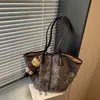 Bolsa Casual de Gran Capacidad para Comercio Exterior para Mujer 2026 Nuevo Bolso de Hombro Versátil para el Trabajo Popular Estampado de Leopardo Bolso Tote Tipo Cubo