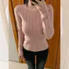 Blusa de tricô elegante de cor sólida com renda vazada e mangas compridas para mulheres, novo modelo de inverno, cintura elástica, adequada como camada base