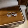 Estilo Coreano Top Pick Oro Real de 18K Chapado Circonita Oval Ear Cuff Exquisitos Versátiles Pendientes Lujo Ligero Pendientes de Alta Gama
