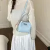 Bolso de cubo de mano simple y versátil para mujer, nuevo bolso de hombro de alta gama de moda 2026, bolso cruzado de gran capacidad para el día a día