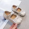 Zapatos Elegantes de Cuero Plisado para Niños 2026 Primavera y Otoño Nuevo Estilo Coreano Zapatos de Princesa para Niñas Mocasines Bajos