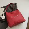 Bolso casual de gran capacidad para mujer, nuevo modelo primavera 2026, bolso de hombro bajo de alta moda, bolso tote de moda y elegante estilo Ins
