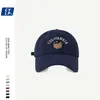 Gorra de Béisbol Bordada con Oso de Dibujos Animados Nuevo y Lindo de Dongdaemun para Hombres y Mujeres, Gorra de Ala Ancha a la Moda Estilo Coreano Que Hace que la Cara Parezca Más Pequeña