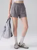 Shorts de yoga holgados de cintura alta para mujer, absorbentes de sudor y transpirables, con shorts de seguridad incorporados, adecuados para fitness, correr, entrenamiento y yoga