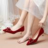 Sapatos de Casamento Salto Alto Feminino 2025 Primavera Novo Estilo Chinês Vermelho Noiva Casamento Sapatos Vermelhos Brinde Estilo Chinês Xiuhe Salto Alto