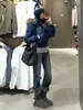 Chaqueta de Algodón con Capucha y Cuello Grande de Piel para Mujer, Nueva de Invierno 2026 Gruesa Corta Versátil Abrigo de Algodón para Figuras Pequeñas