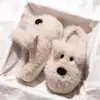 Chinelos de algodão femininos 2026 novo modelo para uso doméstico, chinelos de pelúcia e espessados para casais com toque macio, chinelos de algodão de pelúcia de cachorrinho de desenho animado para estudantes