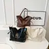 Bolso Cubo Portátil Casual 2024 Otoño e Invierno Estilo Nuevo Simple para Viajar Gran Capacidad Bolso de Mujer Bolso Tote de Hombro Único Bolso Grande para Mujer