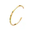 Elegante Pulsera de Aro Chapada en Oro para Mujer con Acentos de Cristal Verde Diseño Minimalista con Acabado Pulido Ajustable y Cómoda Versátil para Ocasiones Casuales y Formales Regalo Ideal para Ella