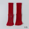 Calcetines Rojos de Yoga para Otoño e Invierno, Calcetines Nuevos de Caña Alta de Cinco Dedos, Calcetines de Pilates Modernos de Colores Brillantes, Calcetines Profesionales Antideslizantes para el Suelo