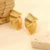Pendientes Metálicos Ovalados Irregulares Retro Estilo Francés con un Diseño de Lujo Ligero Versátil y Elegante de Nicho, con Líneas Onduladas