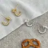 Pendientes Torcidos en Forma de C Estilo Japonés y Coreano para Mujer, Pendientes de Nudo de Diseño Único de Lujo Ligero de Nicho, Accesorios para Orejas Versátiles Elegantes y Simples