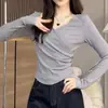 Nova Moda Design Curto Camiseta Gola V Preta Slim Fit Valoriza o Corpo Elegante Manga Longa Top Camada Base Roupa Feminina
