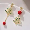 Coleção de brincos de Natal S925 de prata europeus e americanos novos brincos assimétricos doce fofo feminino presente de feriado