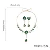 Set de Pendientes Colgantes de Flor de Zircón y Collar, Estilo Palacio Retro, Elegante Cadena para Clavícula, Joyería de Lujo Ligero y de Alta Gama para Mujeres