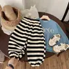 Liquidación, sin devoluciones ni cambios, 18 yuanesPantalones infantiles MaiBao, pantalones casuales a rayas, pantalones largos de color liso con estampado de oso para niños