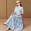 Vestido de Algodón y Seda de Alto Gama Estilo Francés de Verano con Botones de Moda, Dobladillo Amplio, Corte Holgado, Vestido Largo Adelgazante con un Ambiente Elegante