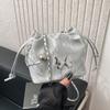 Bolso Pequeño de Cadena de Moda Primavera 2025 para Mujer, Bolso Cruzado de Mariposa con Diseño de Nicho, Bolso Cubo Casual de Hombro, Estilo Coreano