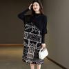 Vestido de punto de otoño e invierno de alta calidad para mujer de mediana edad que reduce la edad, de talla grande, que cubre la carne, nuevo y elegante vestido de suéter de línea A ajustado a la cintura