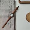 2024 Nuevo Moda Pequeño Verde Reloj Mujer Cuadrado Pequeño Elegante Celebridad de Internet Gama Alta Pequeña Esfera Reloj de Mujer