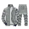Sudadera con capucha de camuflaje para jóvenes, talla europea T550, para hombre, primavera y otoño, manga larga, conjunto deportivo casual, sudadera de forro polar, dos piezas