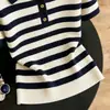 Camiseta de Punto de Seda Helada a Rayas con Cuello Polo Talla Grande para Mujer Manga Corta Delgada Moderna Top Holgado 2026 Primavera/Verano