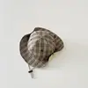 Sombrero Infantil Qiunan Primavera/Verano 2026 Nuevo Cuadros Ala Ancha Protector Solar Transpirable Sombrero de Pescador Cubo para Bebé