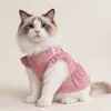 Vestido com manga franzida feito com tecido fornecido, modelagem a partir de desenhos fornecidos, costura de roupas de verão para gatos, cachorros e ursinhos Teddy