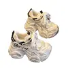 Zapatillas de papá versátiles de suela gruesa para mujer, nuevas zapatillas de moda para el otoño de 2026 que aumentan la altura, zapatos casuales gruesos para el uso diario