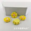 Flor de girasol de tres dimensiones color flor resina accesorios diy pegamento de crema carcasa de teléfono móvil accesorios para el cabello pinza para el cabello material de joyería