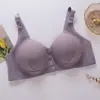 Atacado de Sutiãs Prontos para Comércio Exterior com Bojos Fixos, Fecho Frontal, Estilo Fino, Sem Aro, Alças Ajustáveis e Tamanhos Plus