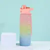 Copo Espacial Colorido em Gradiente Copo de Bebida Arco-Íris Copo de Água para Estudante Copo com Canudo Tampa com Tampa de Mola Garrafa de Água Portátil para Exterior para Homens e Mulheres