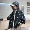 Chaqueta elegante y genial para niños, modelo nuevo 2026, para niños mayores, atuendo de otoño, sudadera con capucha de punto para niños, estilo otoñal moderno