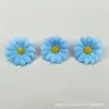 Crisantemo Pequeño Artificial de 4 cm Cabeza de Girasol para Manualidades Margarita Pequeña Flor para Arco Arreglo Floral Corona Floral Adorno para la Cabeza Venta al por Mayor